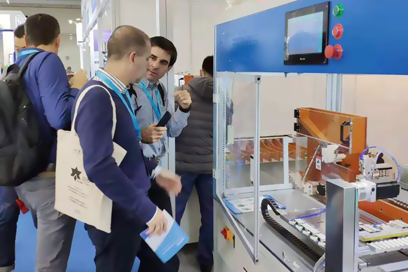 參加2018深圳鋰電技術展